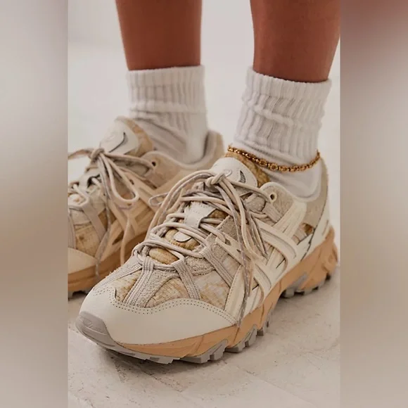 ★ASICS★(W) Asics Gel-Sonoma 15-50 White Oatmeal★ W) Asics Gel-Sonoma 15-50 White Oatmeal - YouTube
